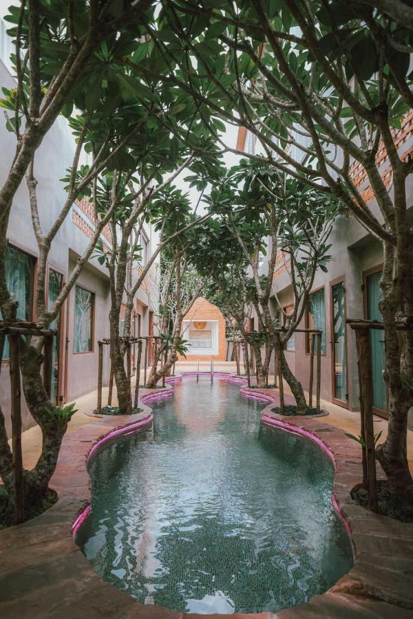 Norn Nimman13 Boutique Hotel Чиангмай Екстериор снимка