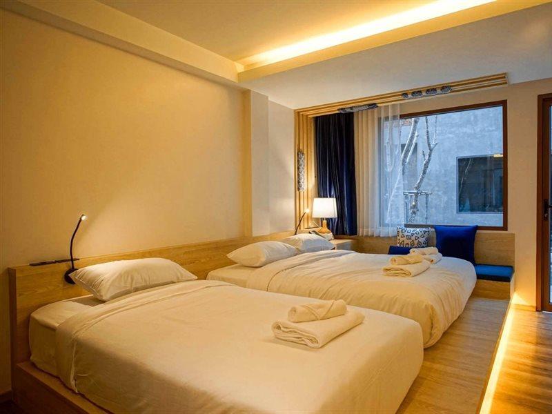 Norn Nimman13 Boutique Hotel Чиангмай Екстериор снимка