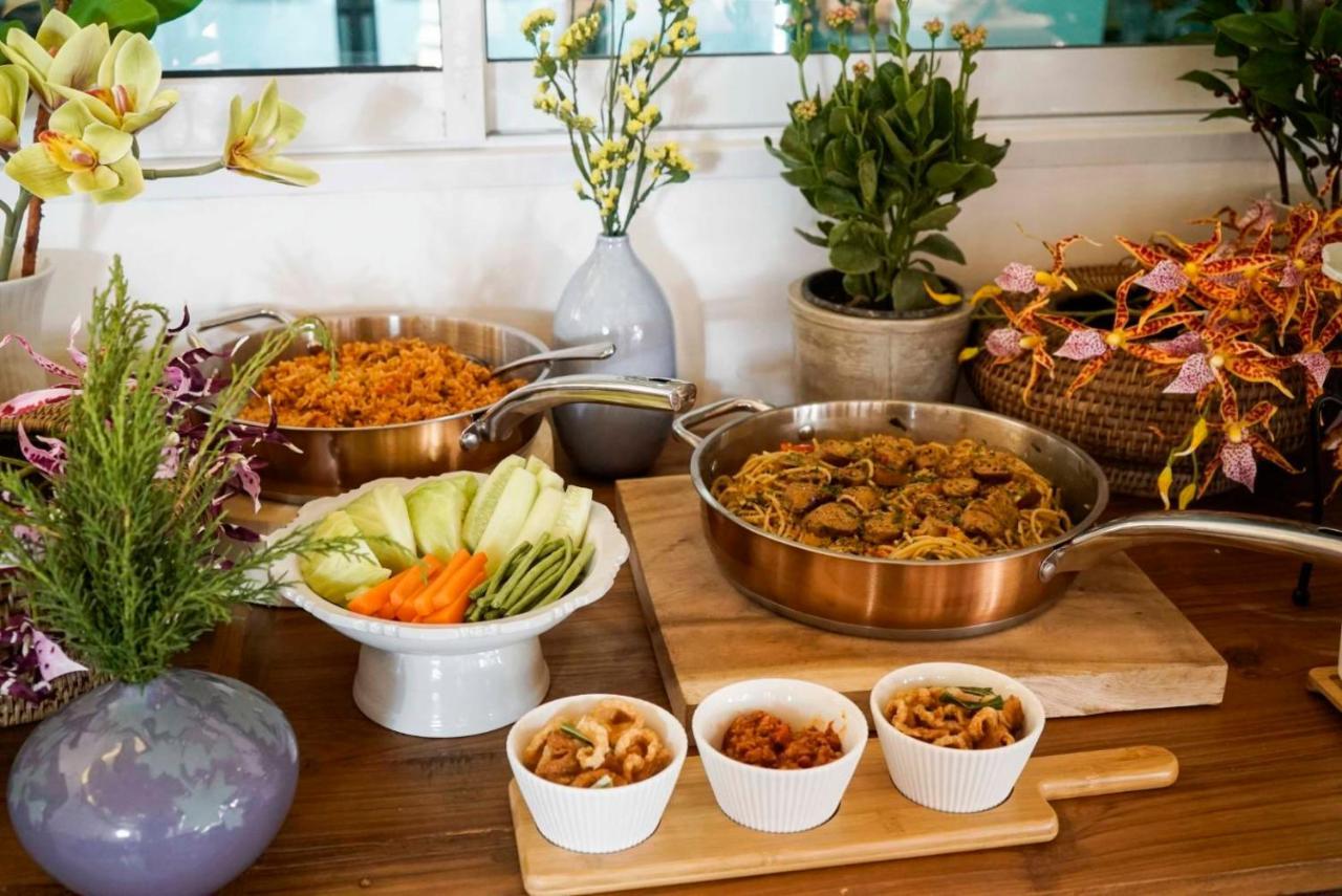 Norn Nimman13 Boutique Hotel Чиангмай Екстериор снимка